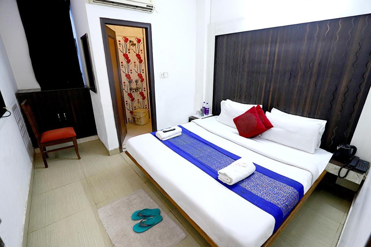 Hotel Nityaa Suites New Delhi Eksteriør bilde