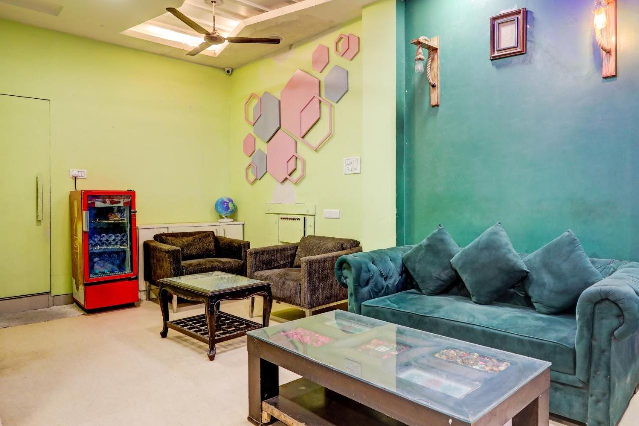 Hotel Nityaa Suites New Delhi Eksteriør bilde