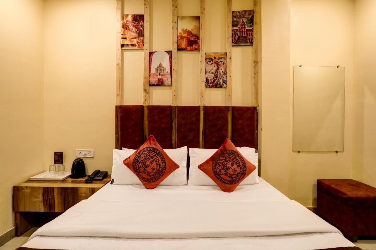 Hotel Nityaa Suites New Delhi Eksteriør bilde