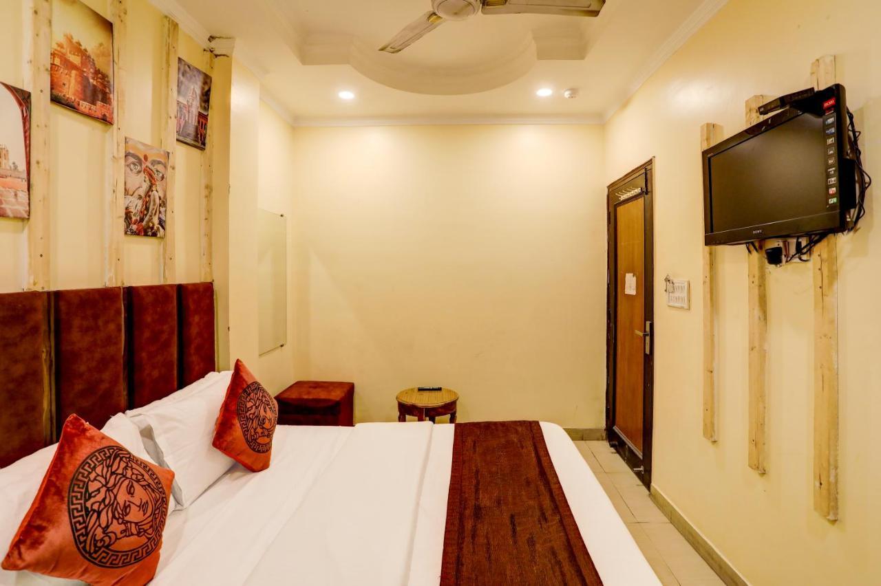 Hotel Nityaa Suites New Delhi Eksteriør bilde