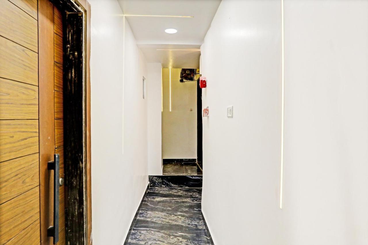 Hotel Nityaa Suites New Delhi Eksteriør bilde