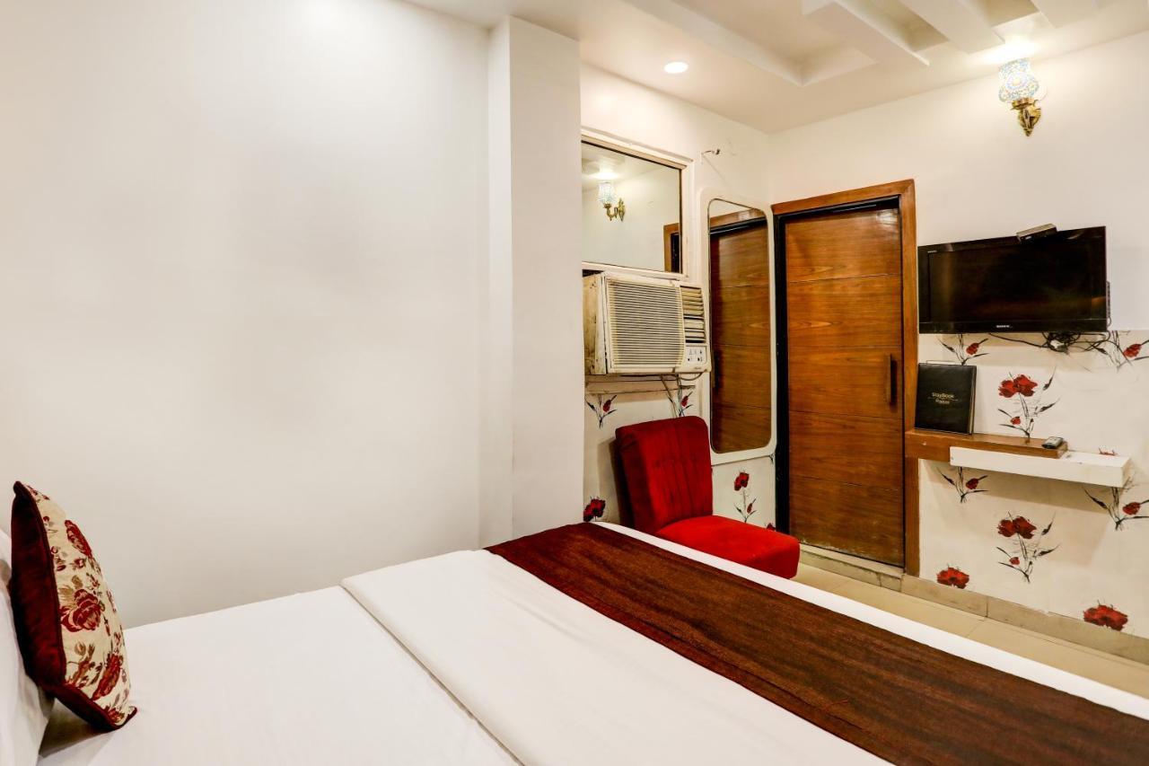 Hotel Nityaa Suites New Delhi Eksteriør bilde