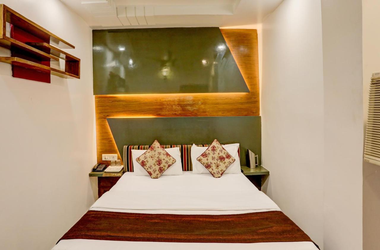Hotel Nityaa Suites New Delhi Eksteriør bilde